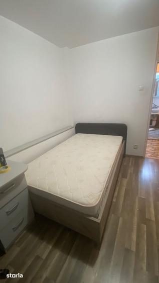 Apartament cu 2 camere decomandat în Tei
