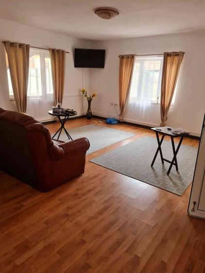 Casă cu 4 camere în Batiz