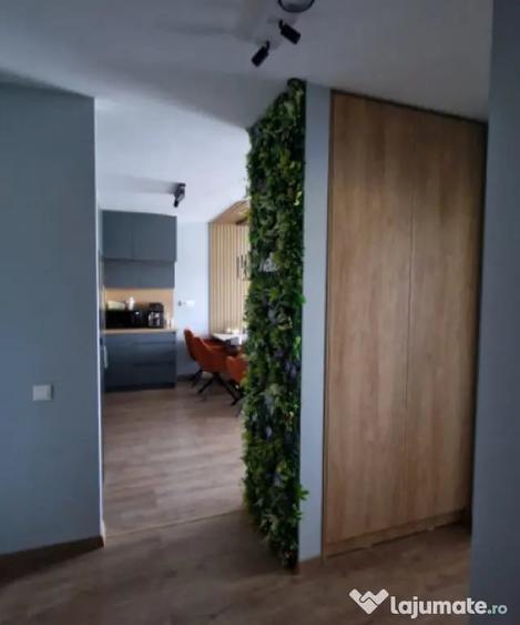 Apartament cu 3 camere semidecomandat în Gheorgheni