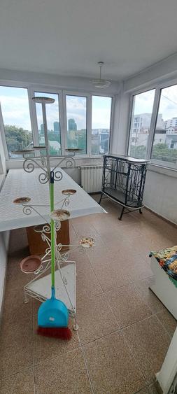Casă cu 4 camere în Mihai Bravu