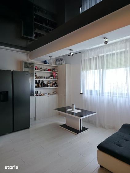 Apartament cu 3 camere în Piața Centrală