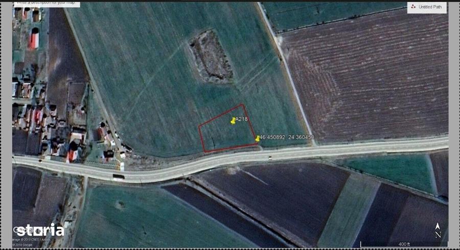 Teren de 4400 mp, în Sânpaul