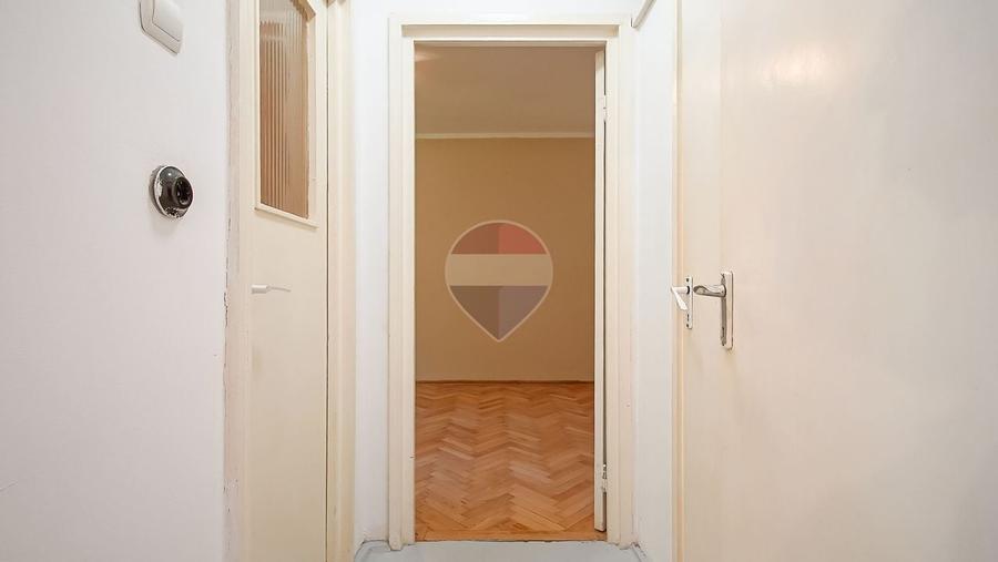 Apartament cu 2 camere semidecomandat în Calea București