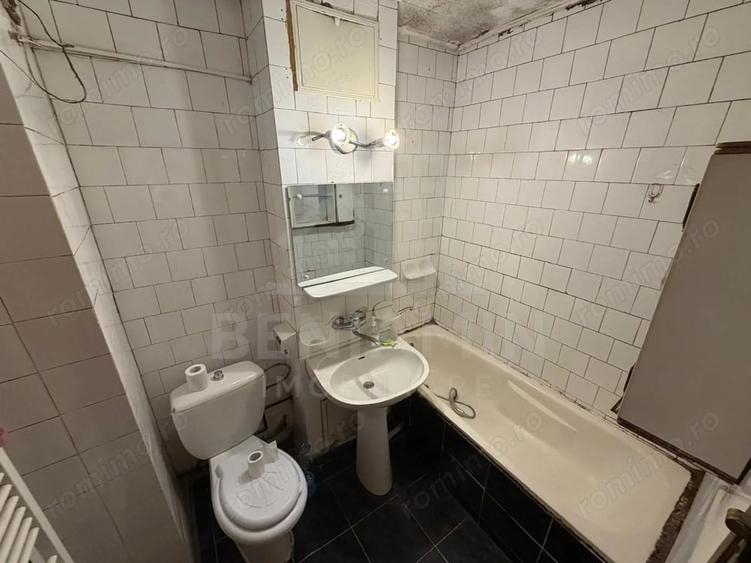 Apartament cu 3 camere decomandat în Lăpuș