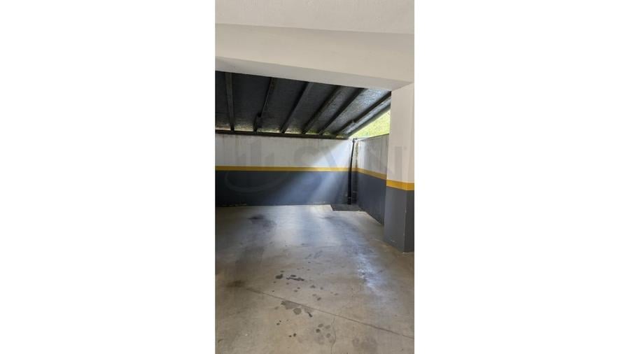 Apartament cu 2 camere decomandat, mobilat în Sisești