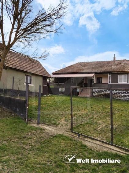 Casă cu 2 camere cu Teren 1113 Mp în Central