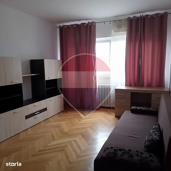 Apartament cu 3 camere în Ultracentral