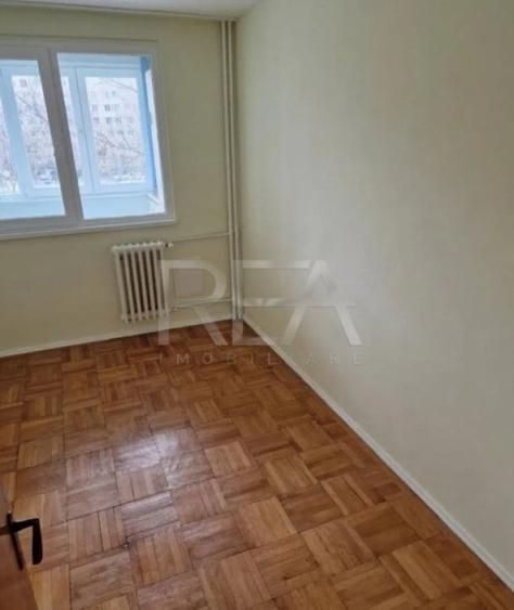 Apartament cu 4 camere decomandat în Nicolae Grigorescu