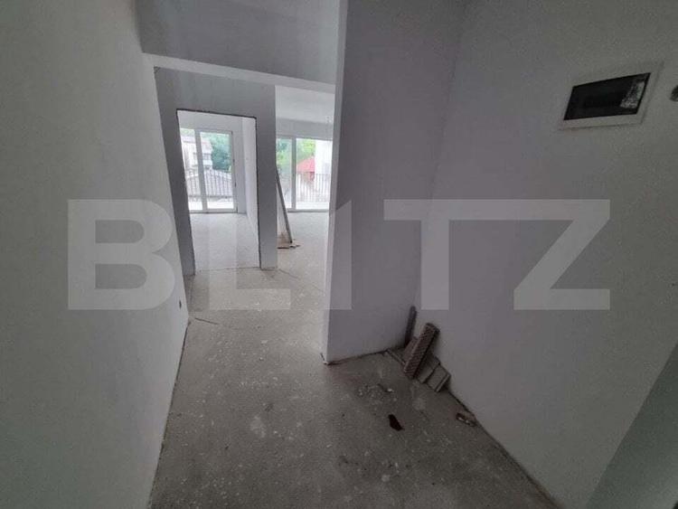 Apartament cu 2 camere decomandat în Cornitoiu