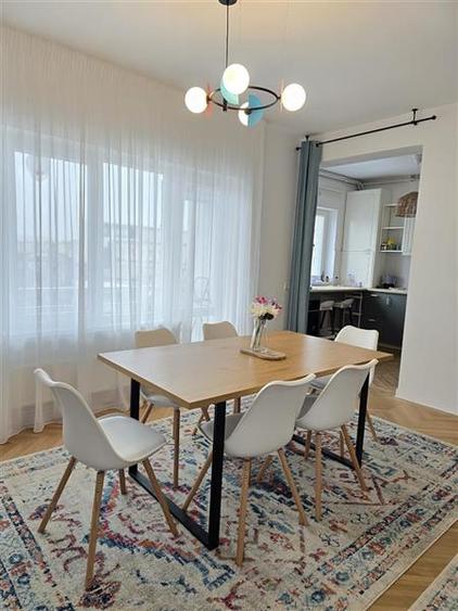 Apartament cu 2 camere decomandat, mobilat în Kogălniceanu