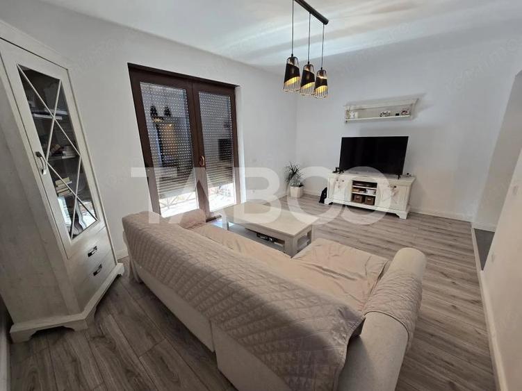 Apartament cu 4 camere decomandat în Central