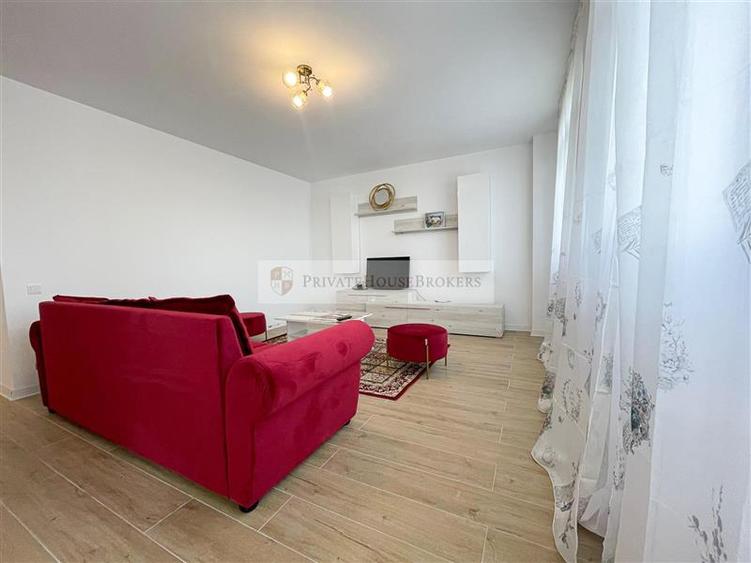 Apartament cu 2 camere semidecomandat, mobilat în Băneasa