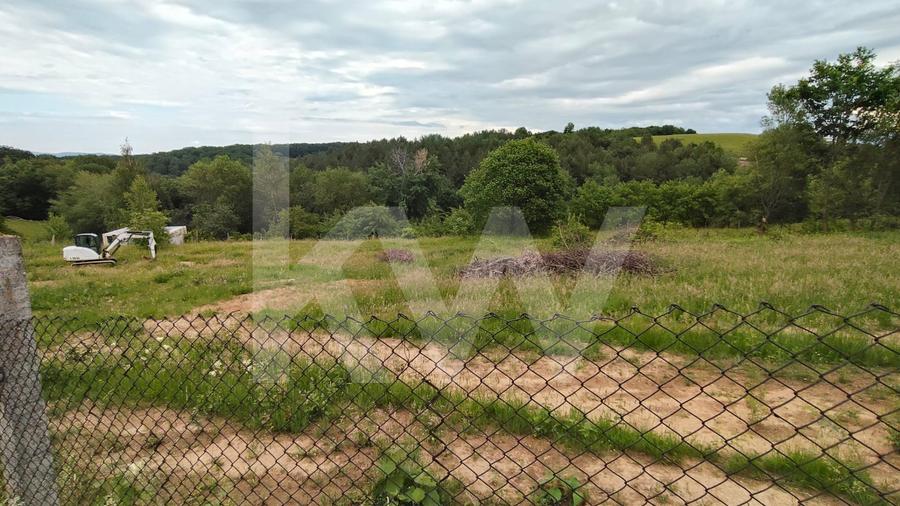 Teren Construcții intravilan de 977 mp, în Cisnădioara