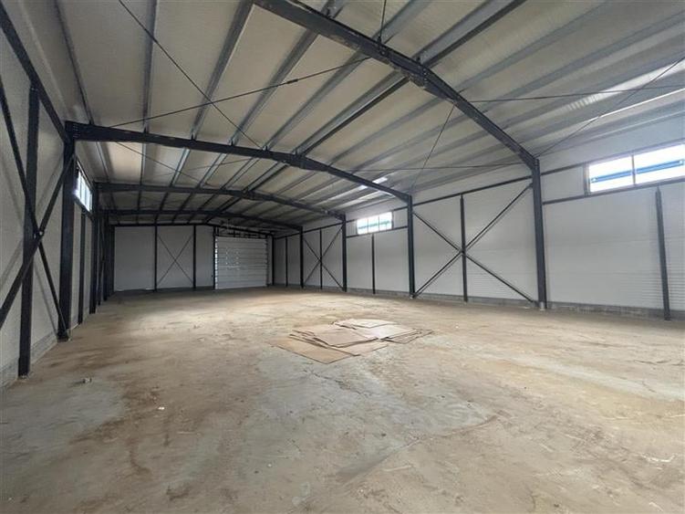 Spațiu industrial, de 600 mp, în Ștefăneștii de Jos