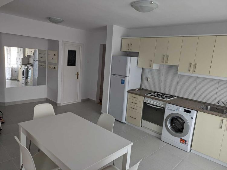 Inchiriez apartament 4 camere zona Nufarul - 4