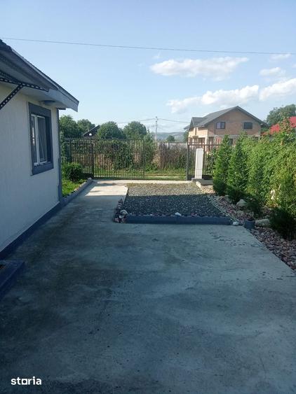 Casă cu 3 camere cu Teren 250 Mp în Vernești