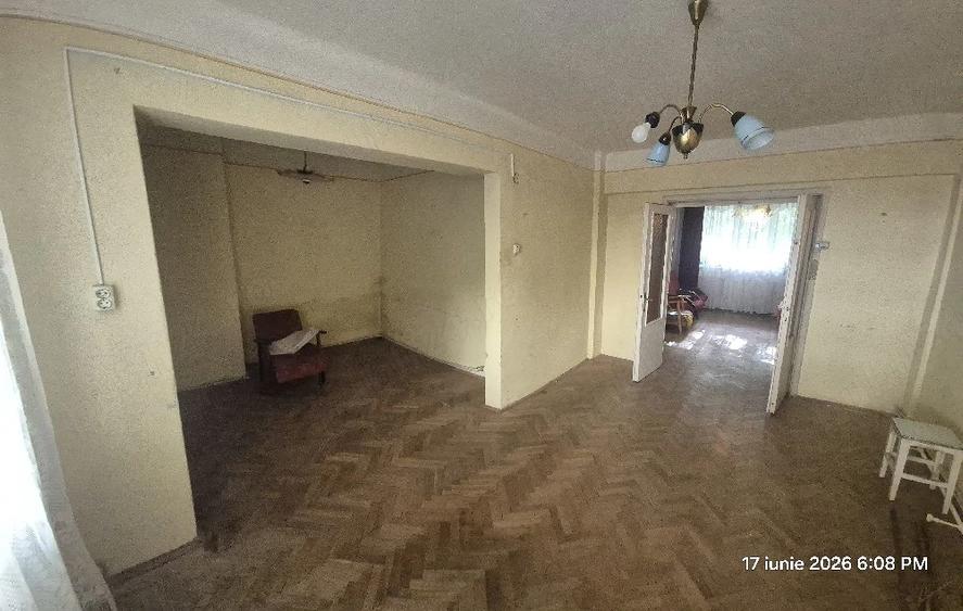 Apartament cu 2 camere semidecomandat în Ultracentral