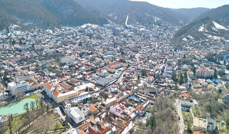 Spațiu comercial, de 1,400 mp, în Centrul Istoric
