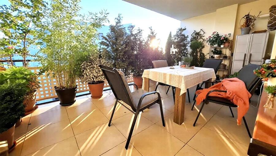 Apartament cu 3 camere decomandat, mobilat în Torontalului