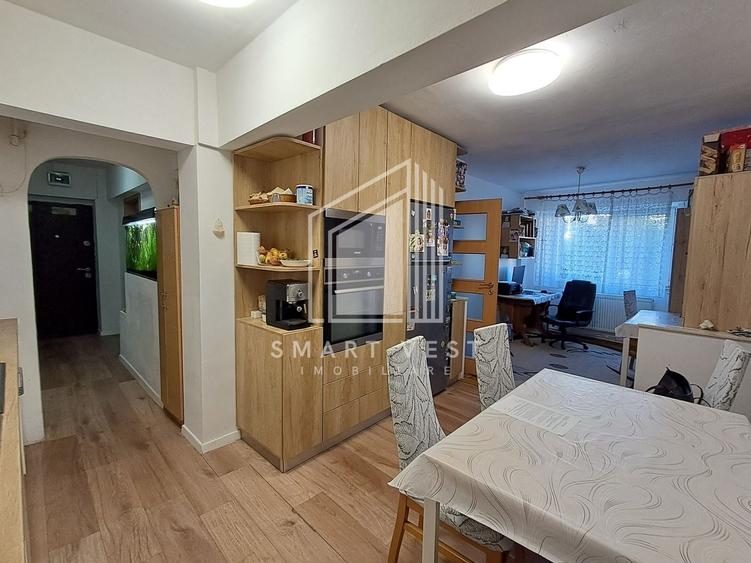 Apartament cu 3 camere semidecomandat, mobilat în Micro 16