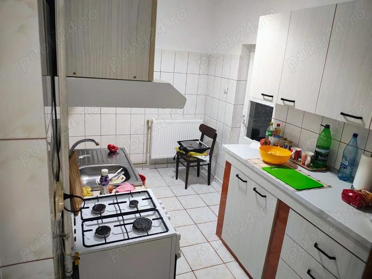 Casă cu 3 camere în Central