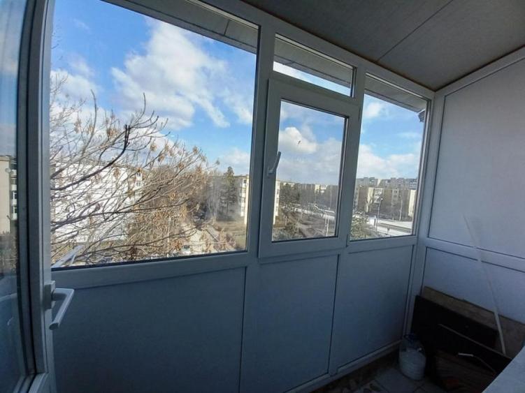 Apartament cu 2 camere decomandat, mobilat în Vest