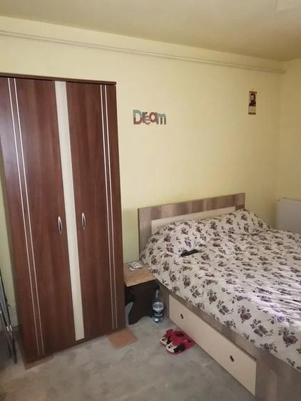 Garsonieră decomandată în Lipovei