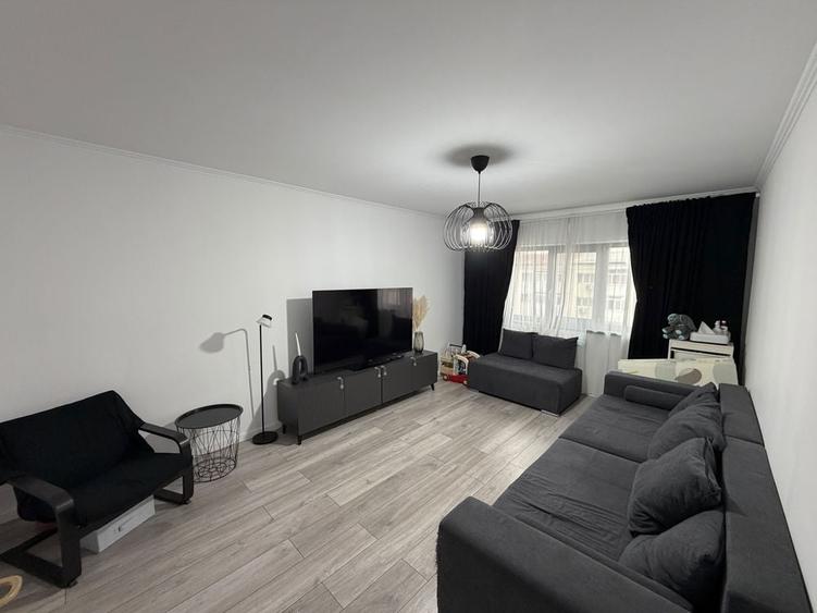 Vand apartament 3 camere ,cartier rovine, langa Liceul Tudor Arghezi - 5