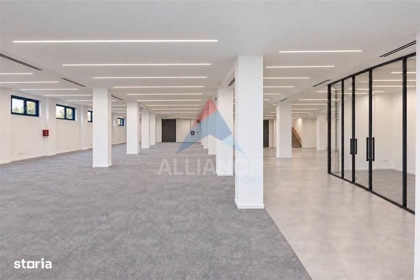 Spațiu comercial, de 750 mp, în Central