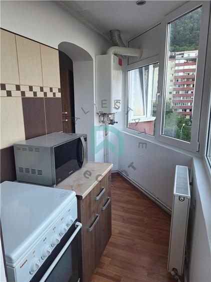 Garsonieră semidecomandată în Răcădău