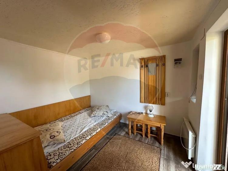 Spațiu comercial, de 1,700 mp, în Obrejița