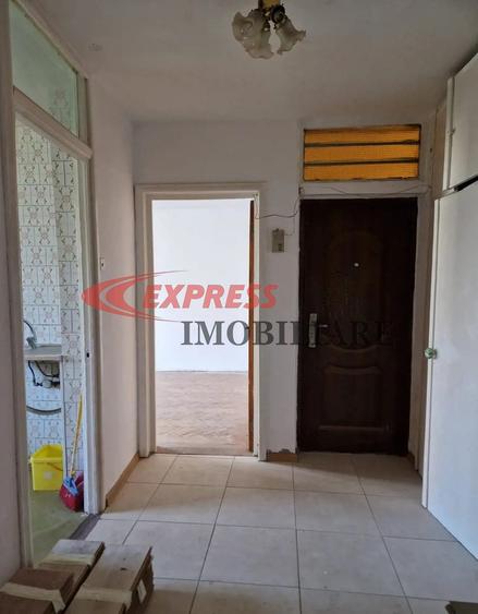 Apartament cu 3 camere în Dristor