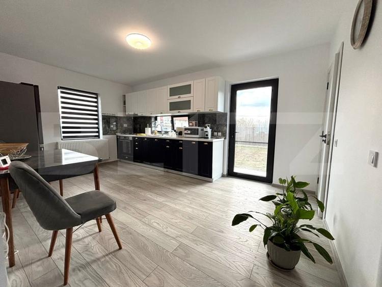 Casă individuală cu 4 camere cu Teren 1000 Mp în Exterior Est