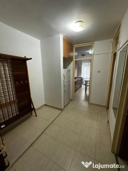 Aparatorii patriei tomesti etaj 3 - 8