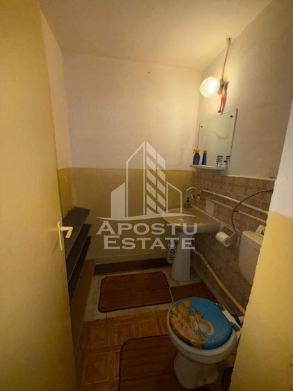 Apartament cu 3 camere decomandat, mobilat în Găești