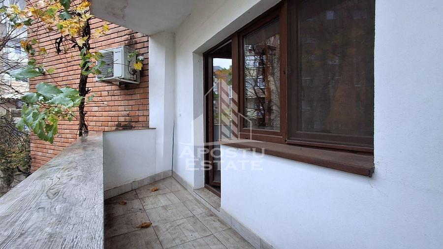 Apartament cu 2 camere decomandat, mobilat în Miorița