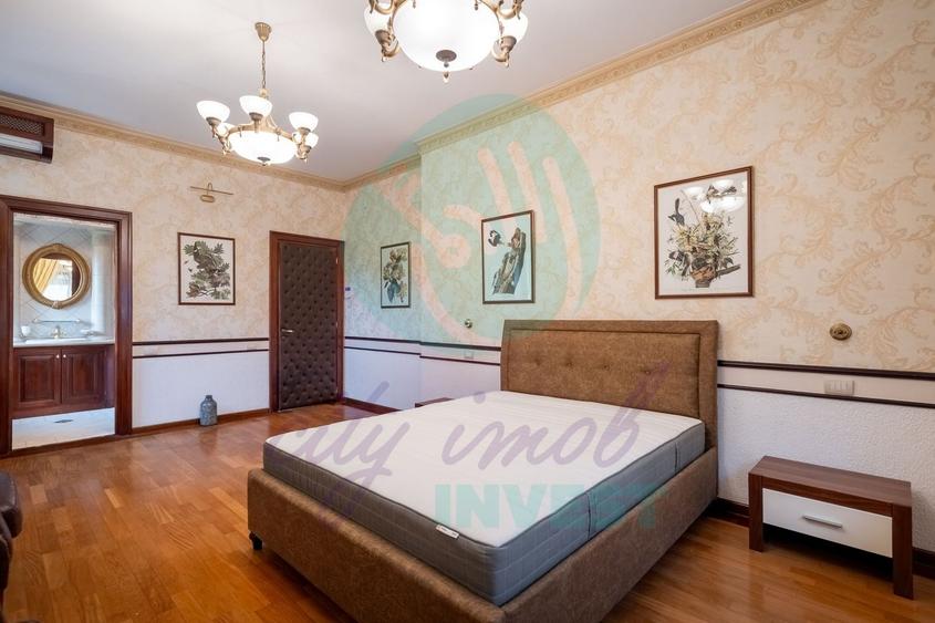 Casă individuală cu 5 camere cu Canalizare în Domenii