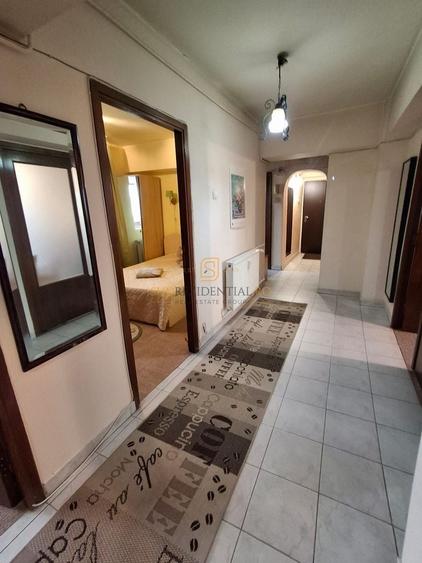 Apartament cu 4 camere decomandat în Rahova