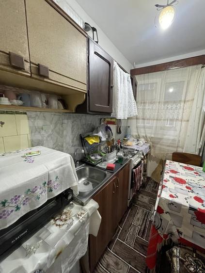 Apartament cu 2 camere semidecomandat în George Enescu