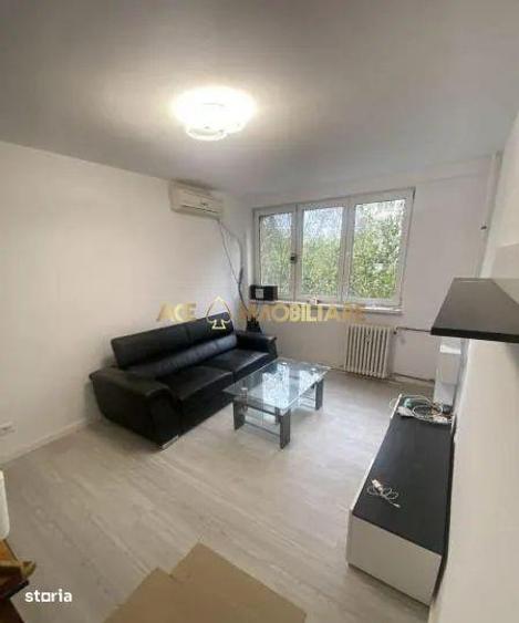 Apartament cu 4 camere în Drumul Taberei
