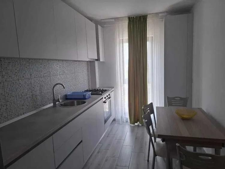 Apartament cu 2 camere decomandat, mobilat în Ghimbav