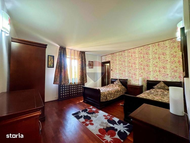 Spațiu comercial, de 291 mp, în Central