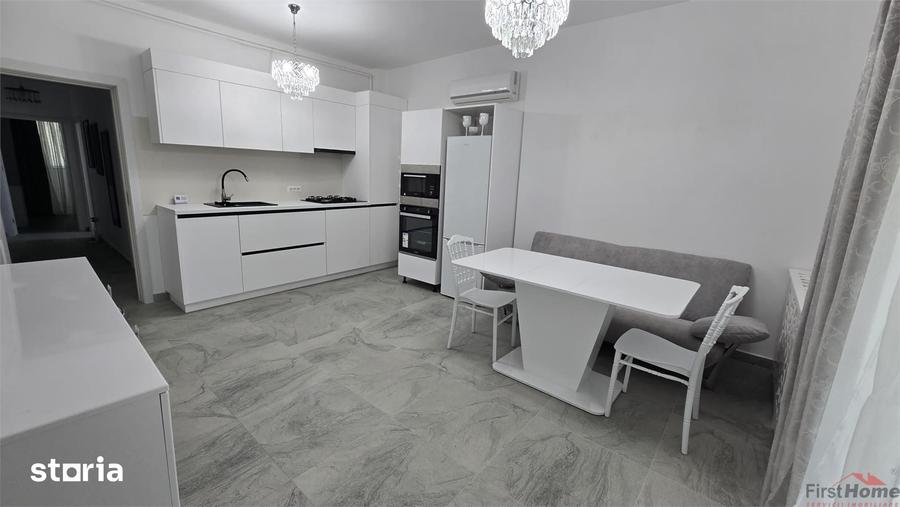 Apartament cu 3 camere, mobilat în Sud