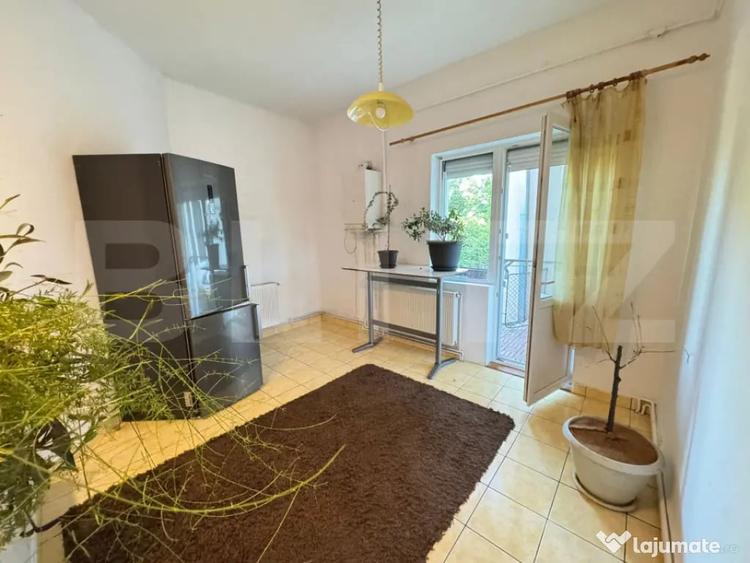 Apartament cu 2 camere decomandat, mobilat în Titulescu