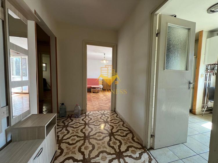 Apartament cu 4 camere decomandat, mobilat în Mănăștur