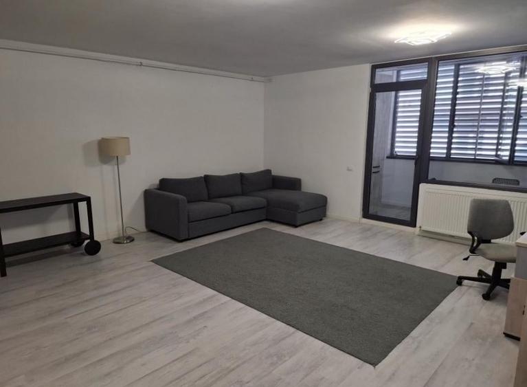 Apartament cu 2 camere semidecomandat în Tomis Nord