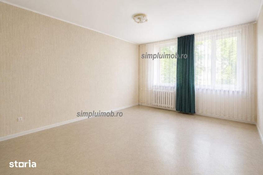 Apartament cu 3 camere decomandat în Ozana