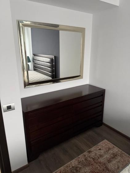 Apartament cu 4 camere decomandat în Titan