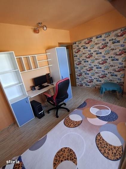 Apartament cu 2 camere în Micro 3