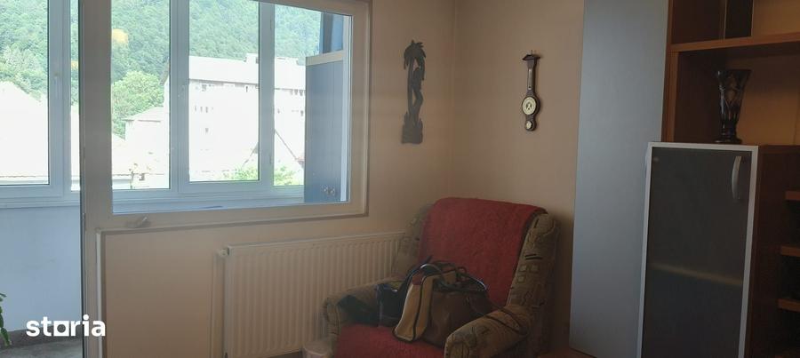 Apartament cu 3 camere în Sud